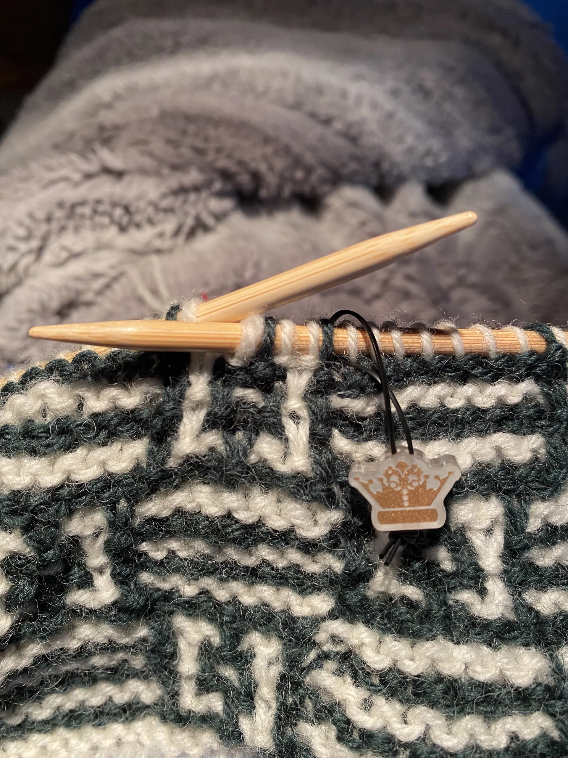Stick knep knap workshoppar mosaikstickning bild 2 